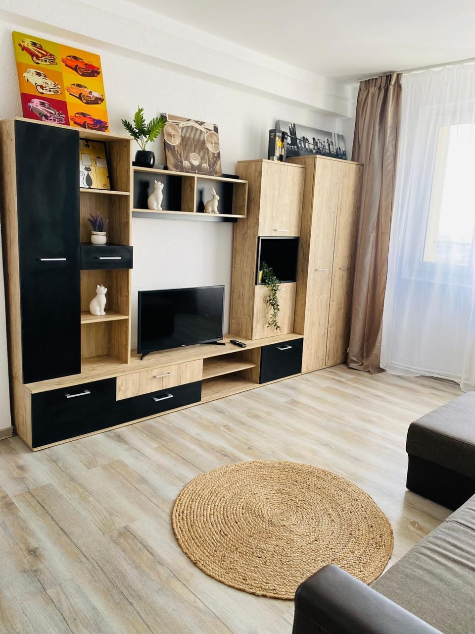 Communal lounge/ TV room, TV and multimedia, Living room, Seating area