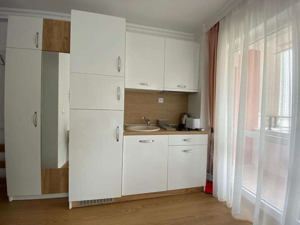 Sunny studio in Sweet Home Complex Apartment in Sunny Beach