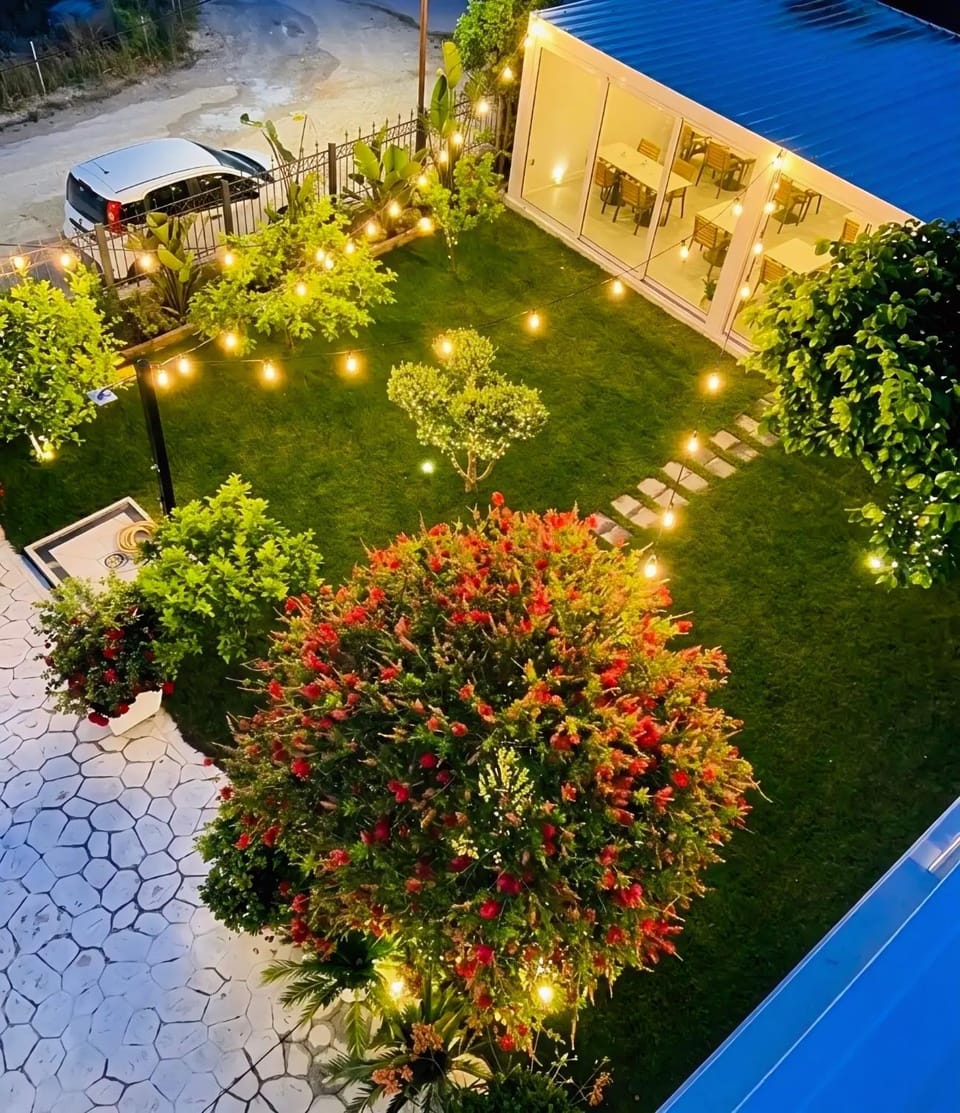 Spring, Day, Garden view