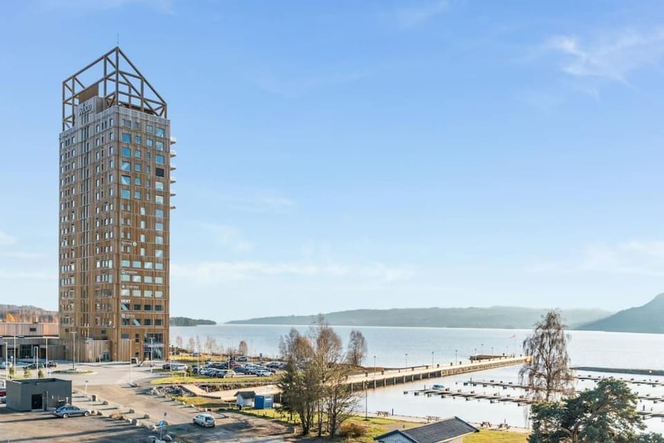 MJOS TOWER Suite - Lovely lake view Apartment in Viken, Norway
