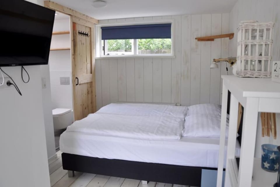 Bas, strandhuisje op 900 meter van zee & strand! Apartment in Callantsoog