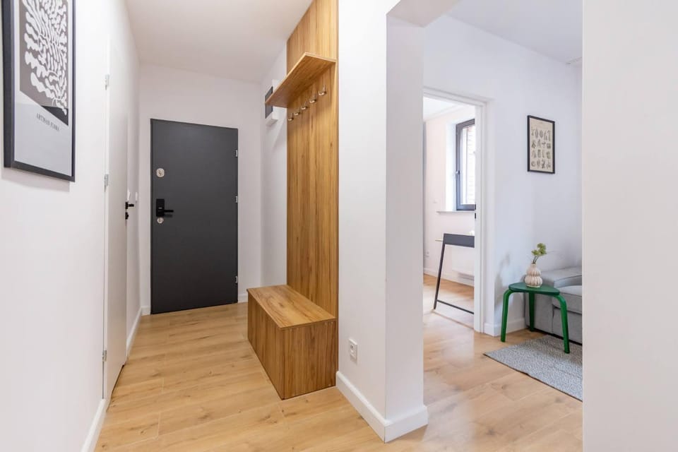 Photo of the whole room, wardrobe