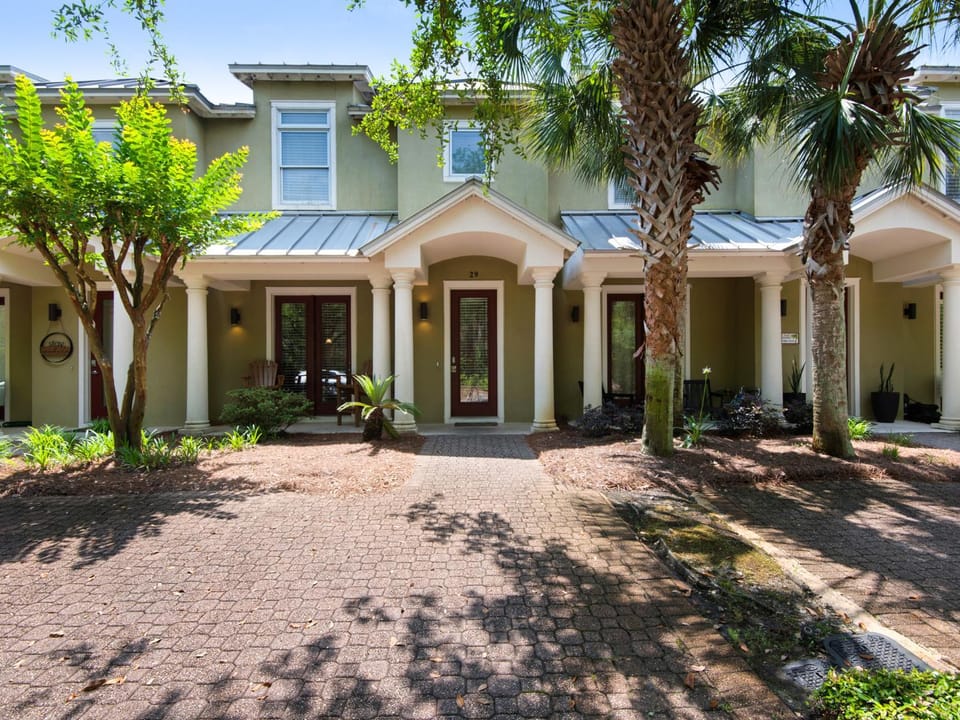 Gulf Place Courtyard 29 by Newman-Dailey House in South Walton County