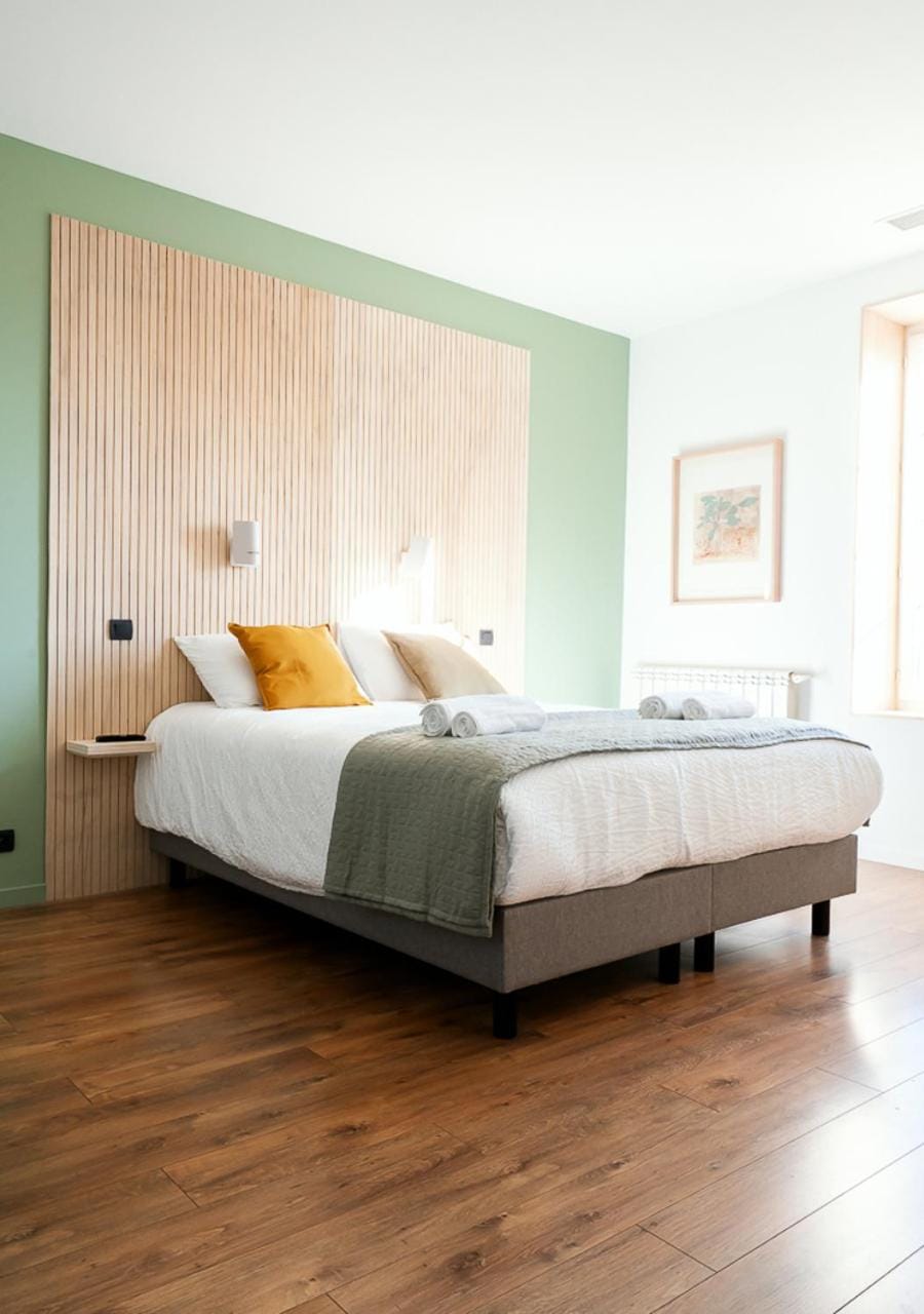 Property building, Garden, Photo of the whole room