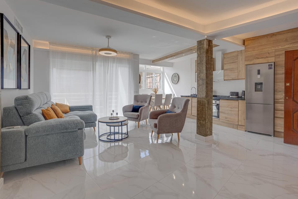 NEW 3 BEDROOMS APARTMENT 100 METERS TO RADA BEACH old town Estepona Apartment in Estepona