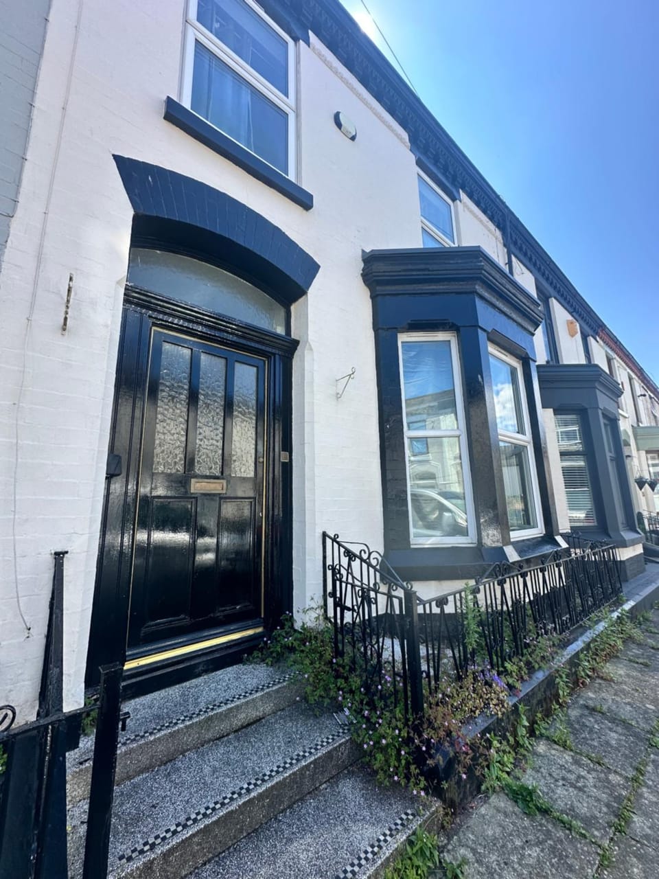 Property building, Street view