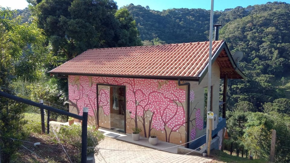 Sonho na Serra Chalé 2 House in State of São Paulo