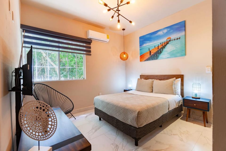 4Velas FamilyFriendly 10min BeachWIFI 200MBGym House in Playa del Carmen