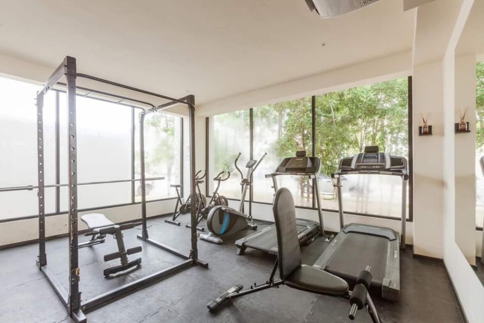 4Velas FamilyFriendly 10min BeachWIFI 200MBGym House in Playa del Carmen