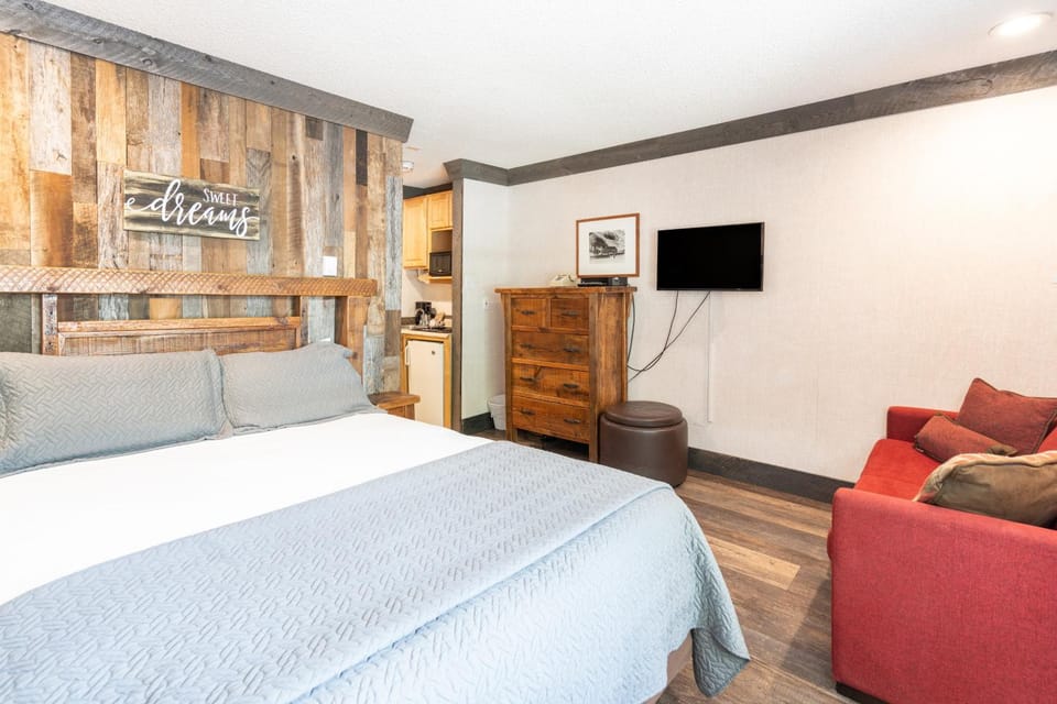 Mountainside Inn 412 by Alpine Lodging Telluride Hotel in Telluride