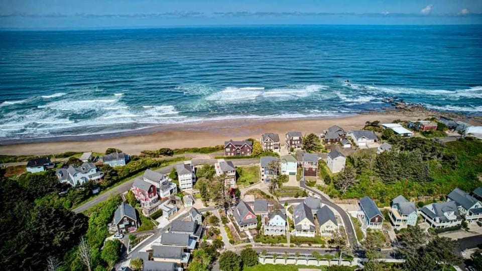 Olivia's Rose House in Lincoln City