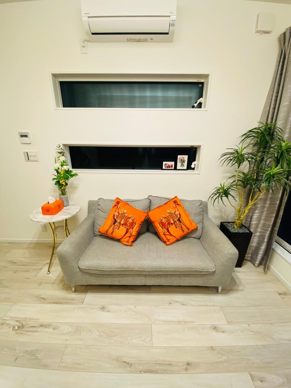 Living room, air conditioner