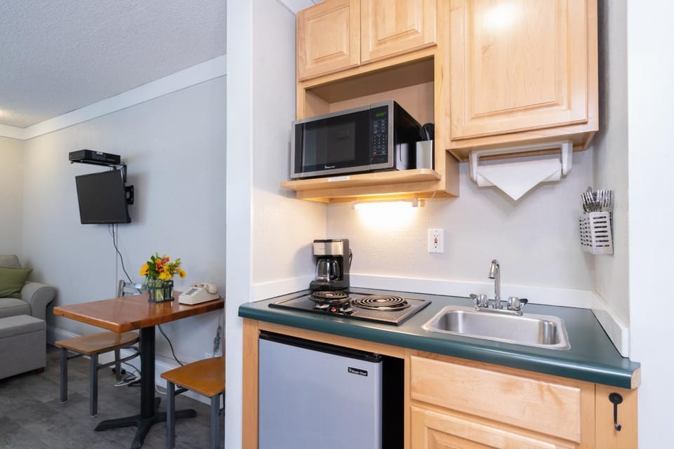 Mountainside Inn 408 by Alpine Lodging Telluride Hotel in Telluride