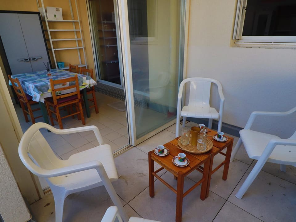 Spacieux T2 avec Clim et Garage à Sète - FR-1-472-178 Apartment in Occitanie