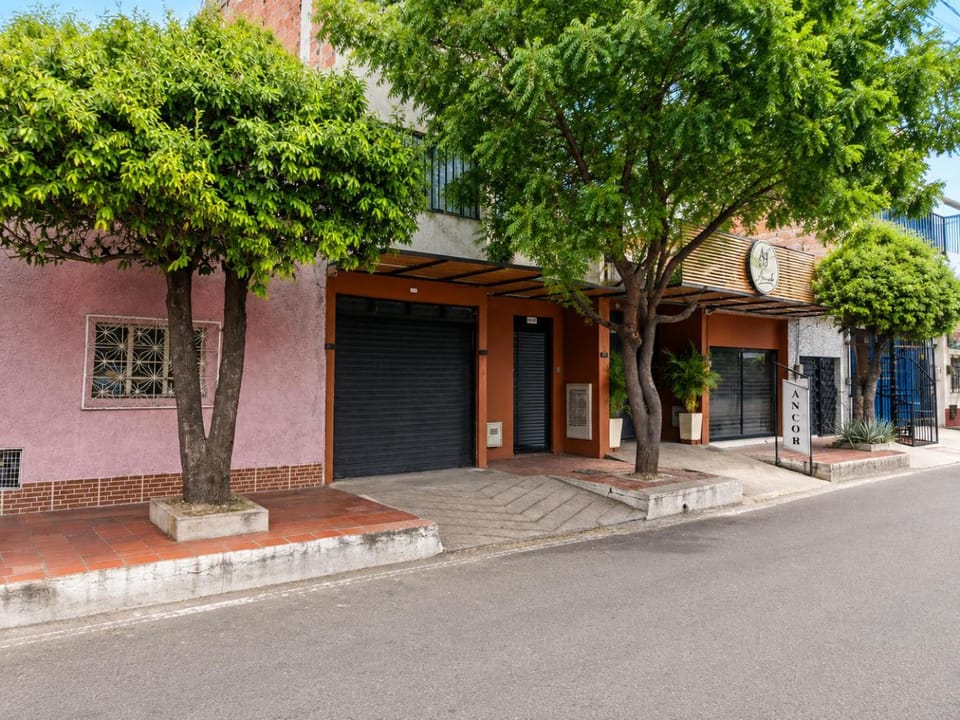 Property building, Street view