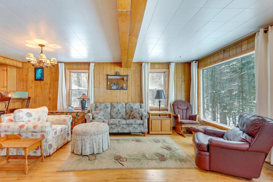 Private Dock + Screened Porch: Echo Lake Cabin Cabin in Wisconsin