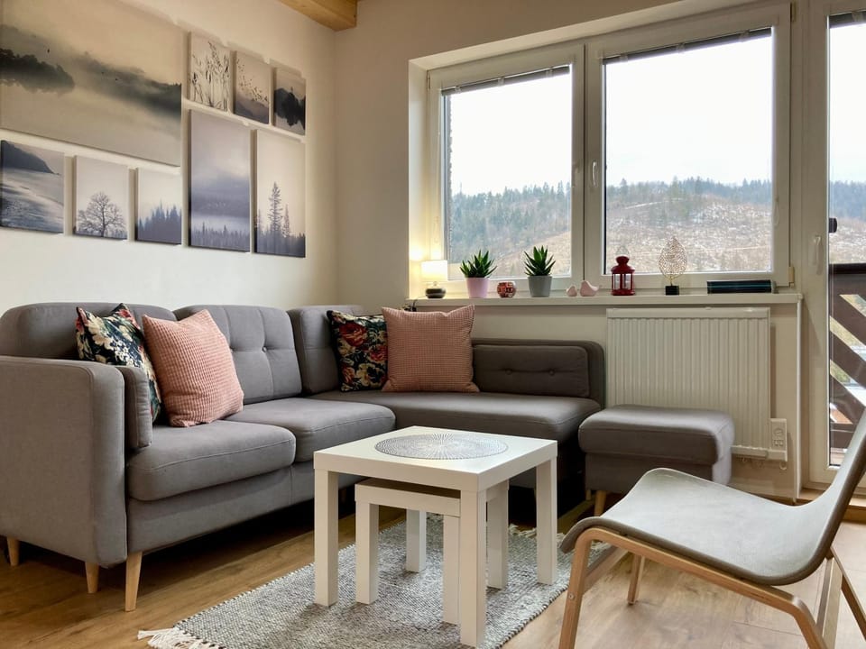 Natural landscape, Seating area, Mountain view