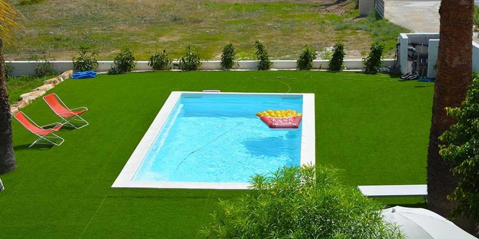 Spring, Day, Natural landscape, Summer, Garden, Garden view, Pool view, Swimming pool, sunbed