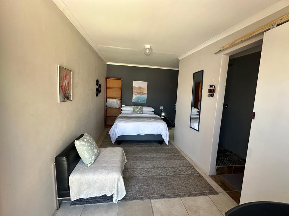 Hide 2 On Rees Bed and Breakfast in Eastern Cape