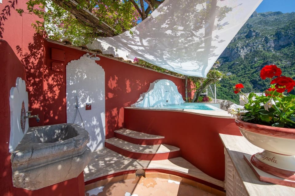 Balcony/Terrace, Swimming pool