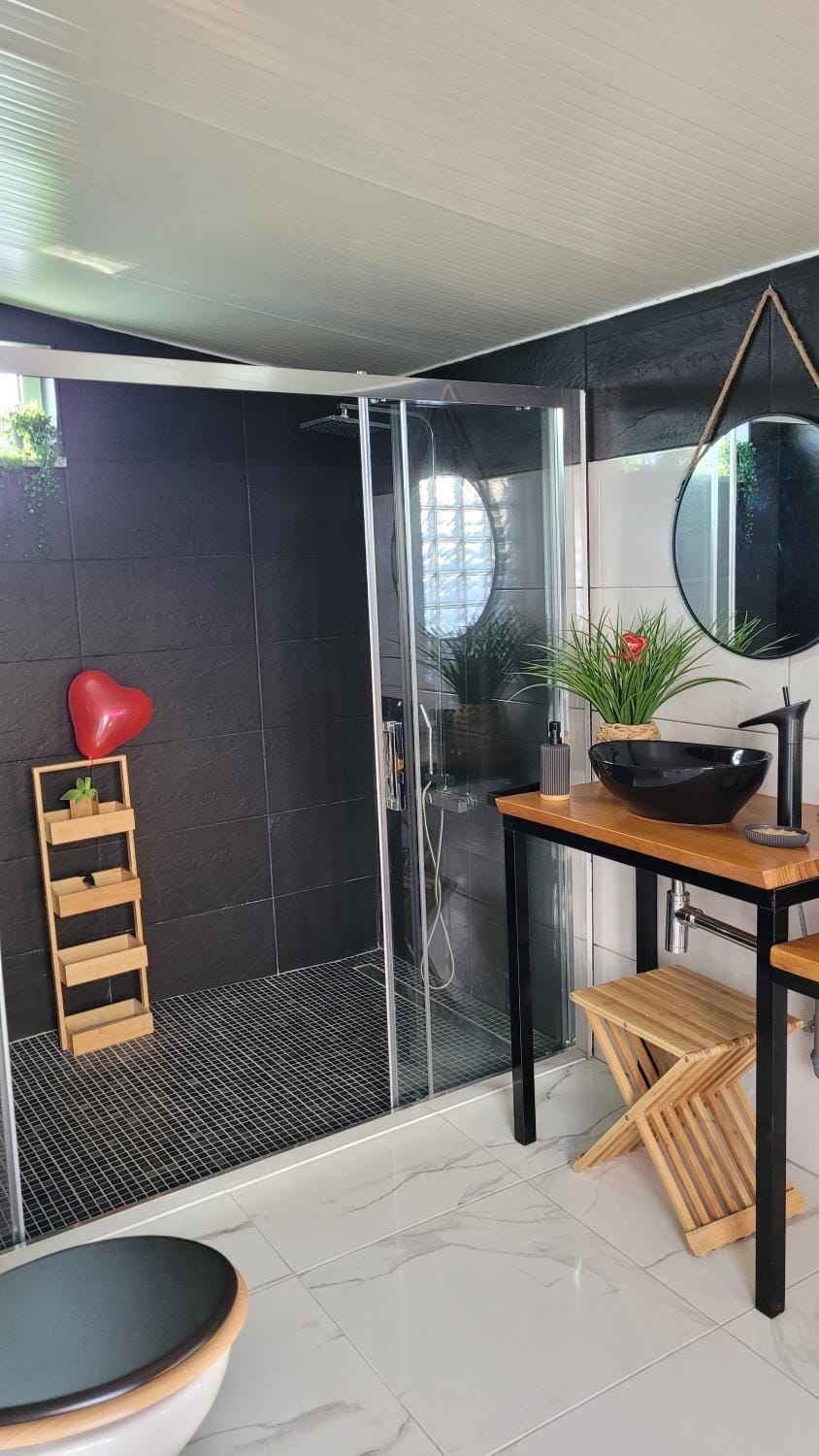 Shower, Bathroom