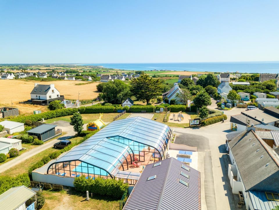 Camping la Corniche Campground/ 
RV Resort in Finistere