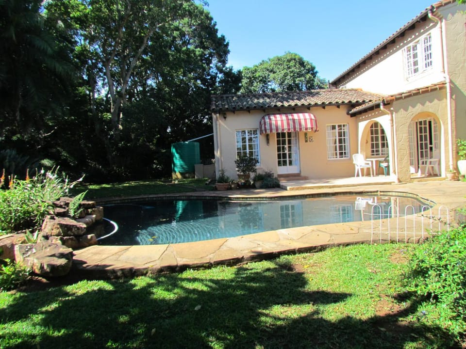 Property building, Garden, Garden view, Pool view