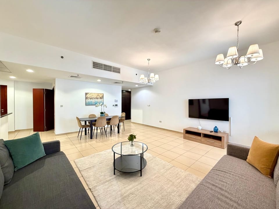 Spacious 1BR Apt on JBR Beach near Mall & Metro - By Sunkissed Holiday Homes Apartment in Dubai