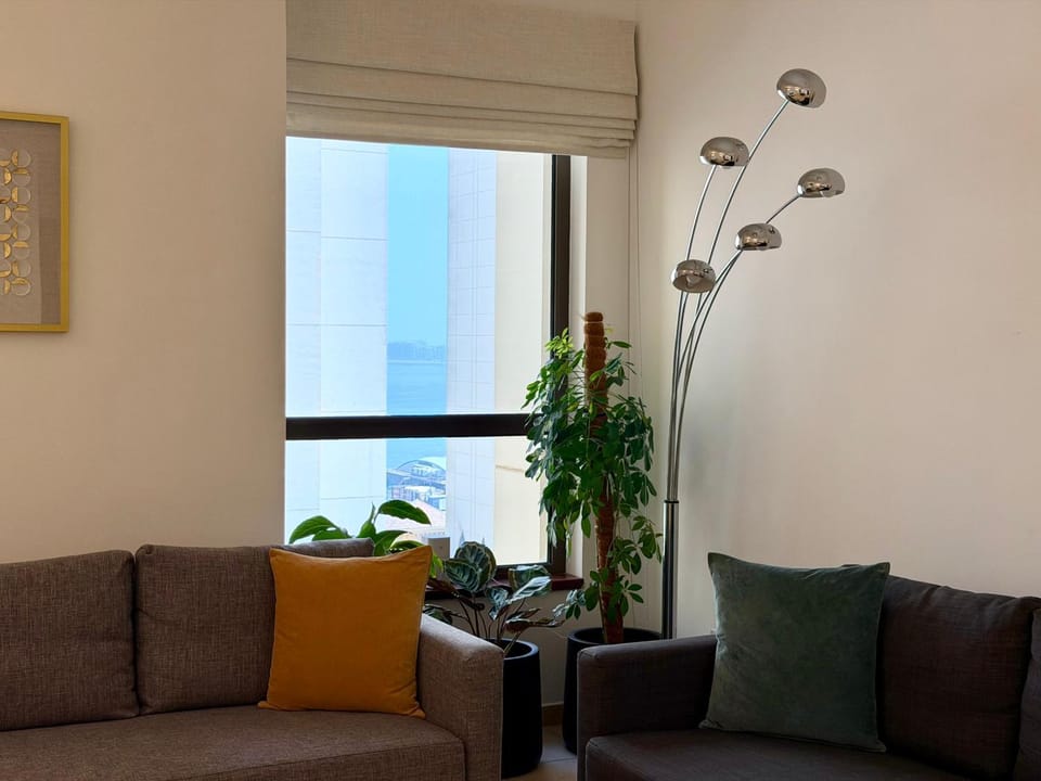 Spacious 1BR Apt on JBR Beach near Mall & Metro - By Sunkissed Holiday Homes Apartment in Dubai