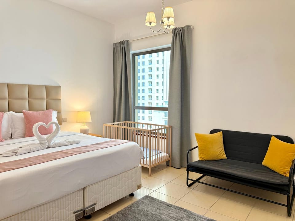 Spacious 1BR Apt on JBR Beach near Mall & Metro - By Sunkissed Holiday Homes Apartment in Dubai