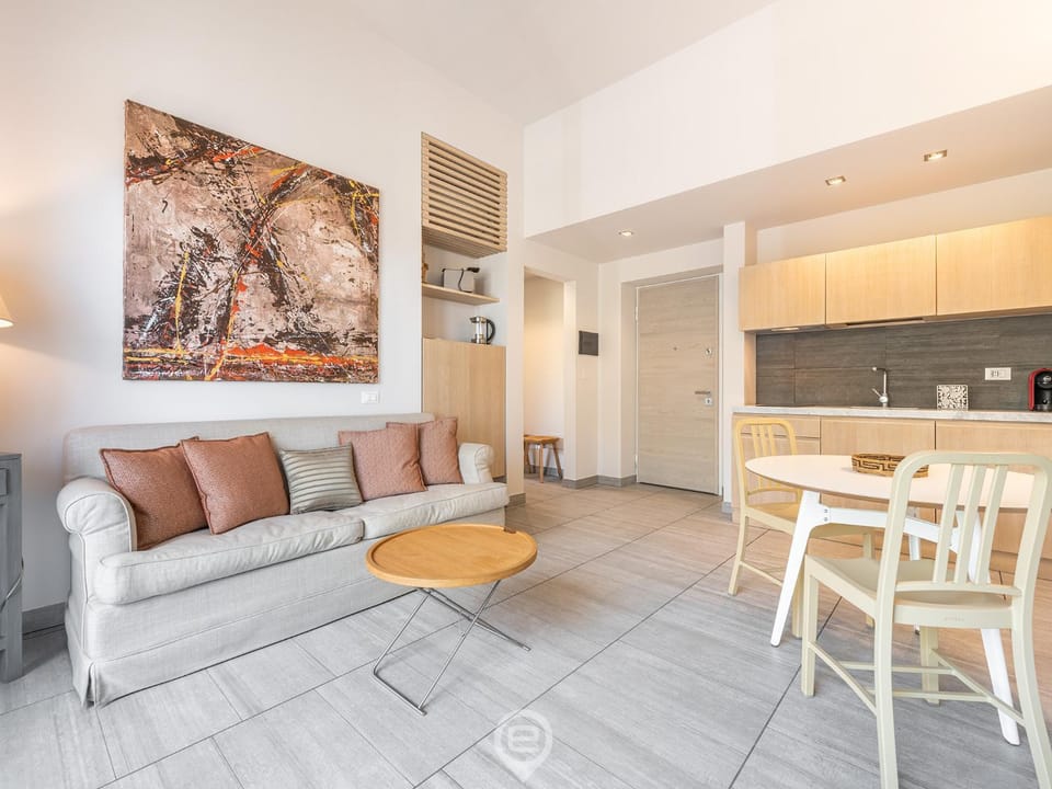 Estay - Poetto Sea Breeze - Orange Apartment in Cagliari