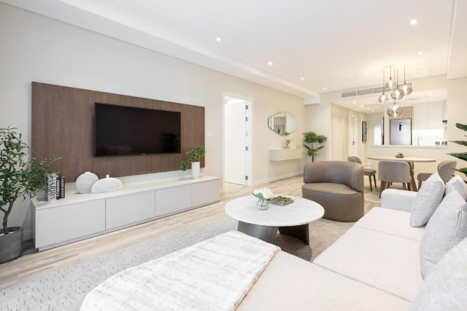 Upgraded Gorgeous 1BR at 5 Star Resort Apartment in Dubai