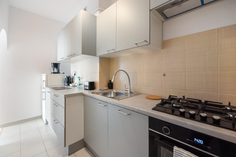 Coffee/tea facilities, Kitchen or kitchenette, pet friendly, stove