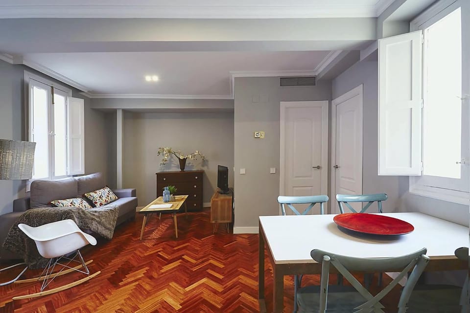 Apartamento V Alcalá-Retiro. Ideal parejas Apartment in Madrid