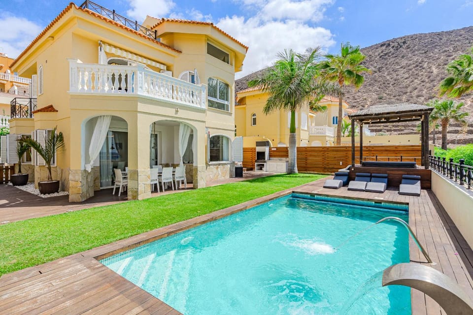 Villa Los Cristianos (Beach & Relax & Golf) Villa in Los Cristianos