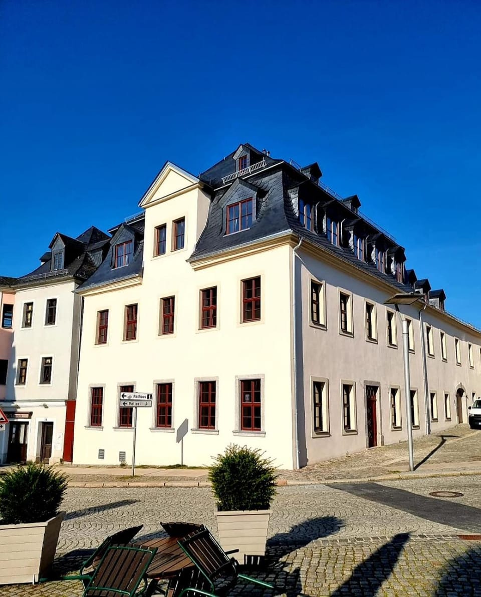 Property building, Day