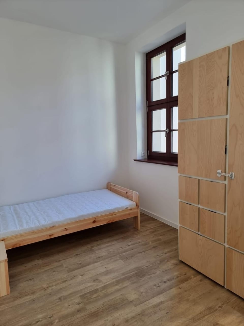 Bed, Photo of the whole room, Bedroom, wardrobe