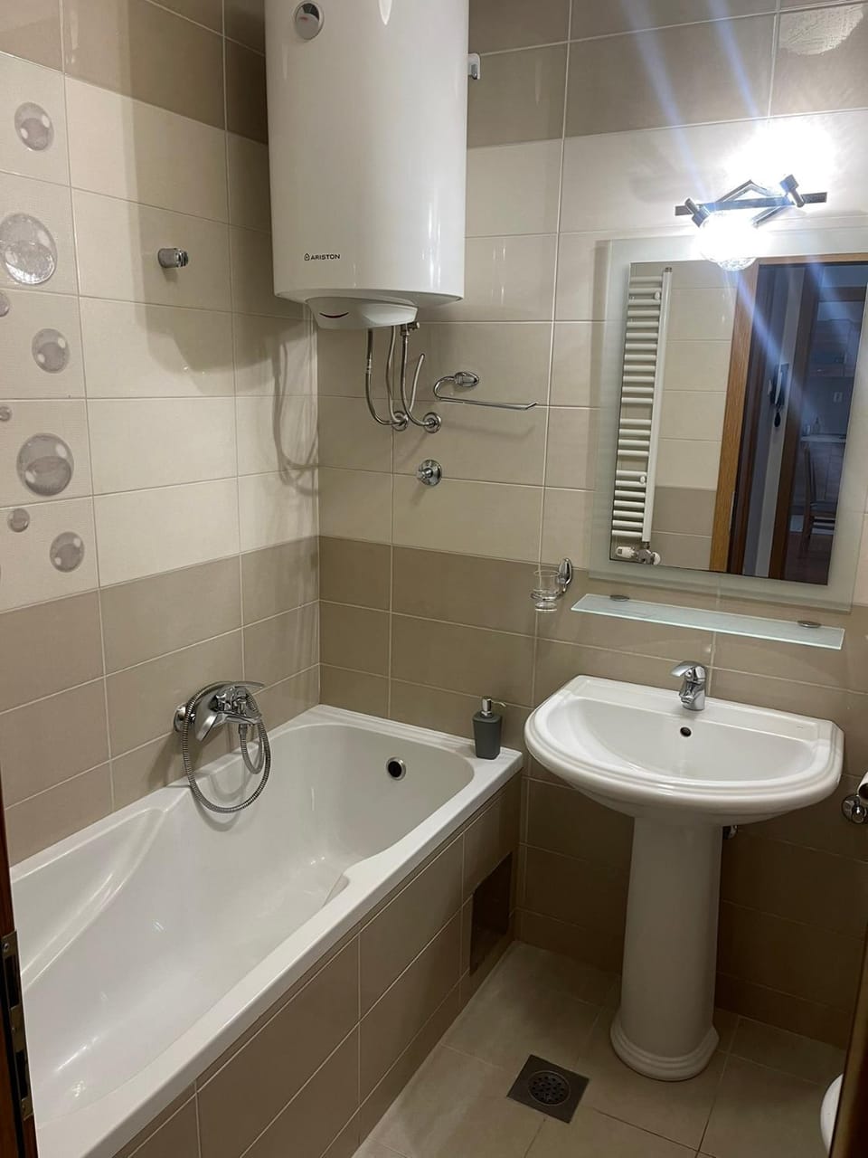 Shower, Toilet, Bathroom, Bath