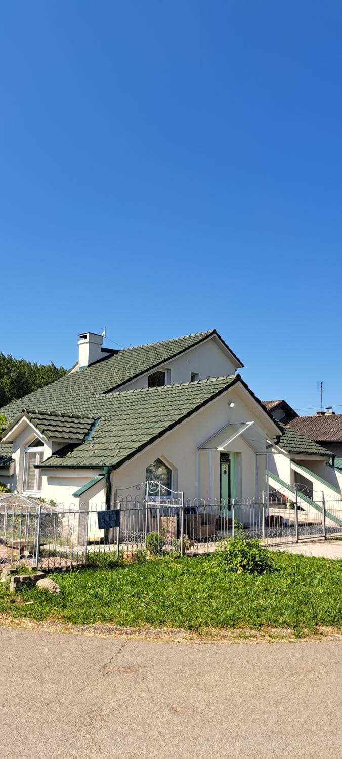 Property building, Day