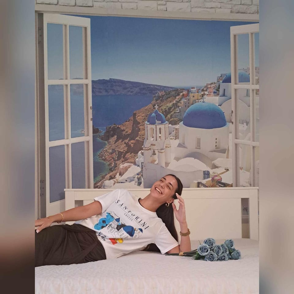 Bed, People, Photo of the whole room, Bedroom