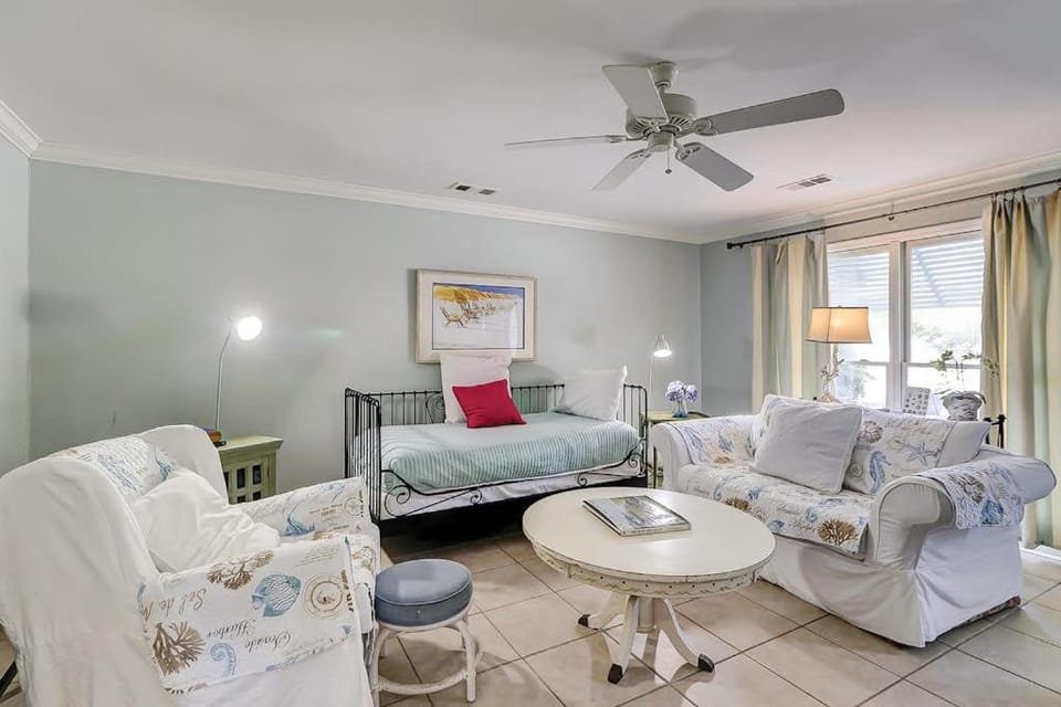 Oleander Oasis House in Hilton Head Island
