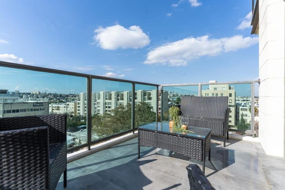 Luxury 3 Bedrooms apartment in Baka Apartment in Jerusalem