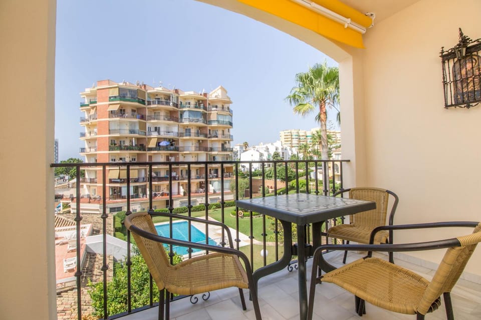 Balcony/Terrace, Pool view