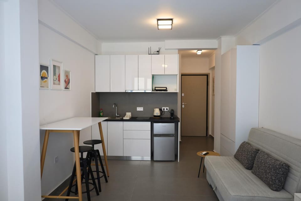Kitchen or kitchenette, Seating area, Dining area, pet friendly