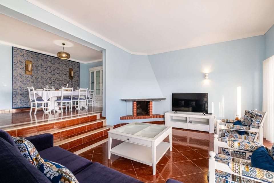 Villa Loria - beautiful panoramic views Villa in Guia