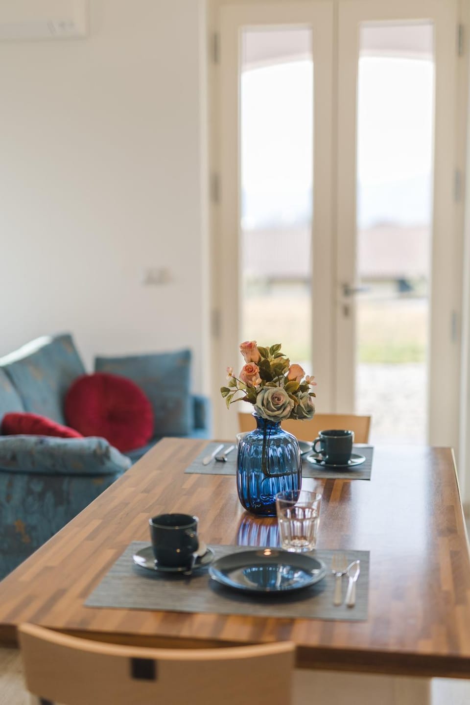 Seating area, Dining area