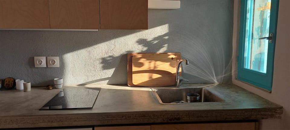Coffee/tea facilities, Kitchen or kitchenette