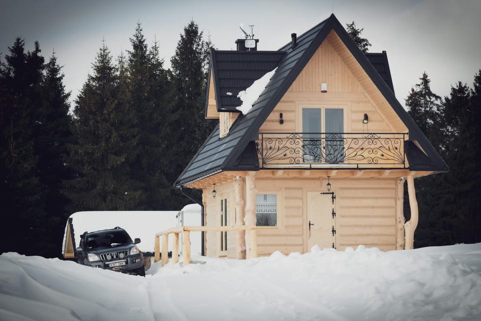 Property building, Day, Natural landscape, Winter