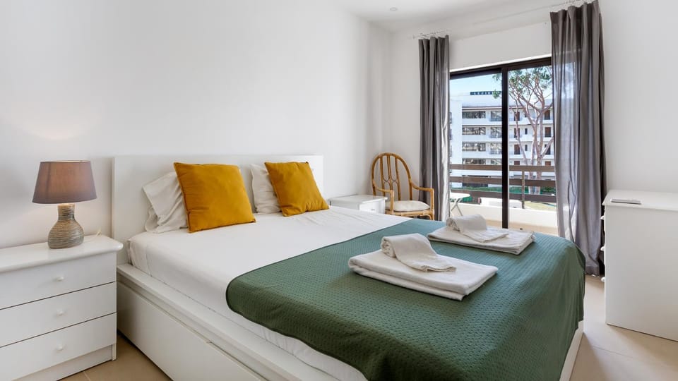 Sweet Apartment by LovelyStay Apartment in Quarteira