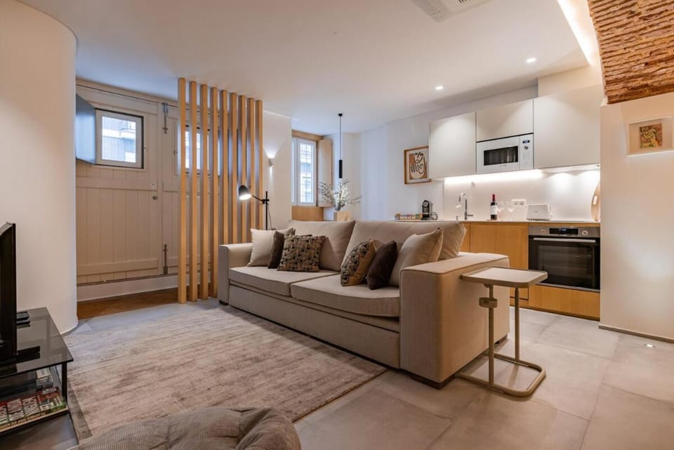 TV and multimedia, Kitchen or kitchenette, Living room